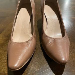TARAHI LIGHT BROWN MEDIUM SIZE HEELS